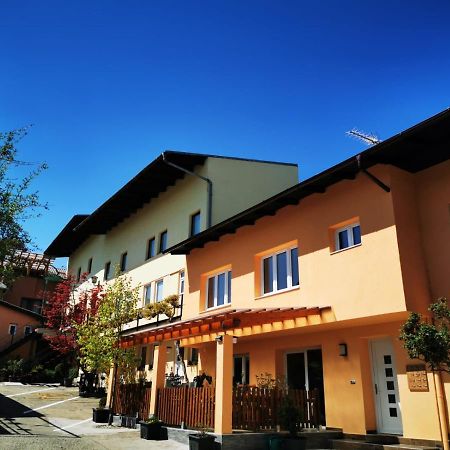 Hotel Goldene Krone Mistelbach Eksteriør bilde